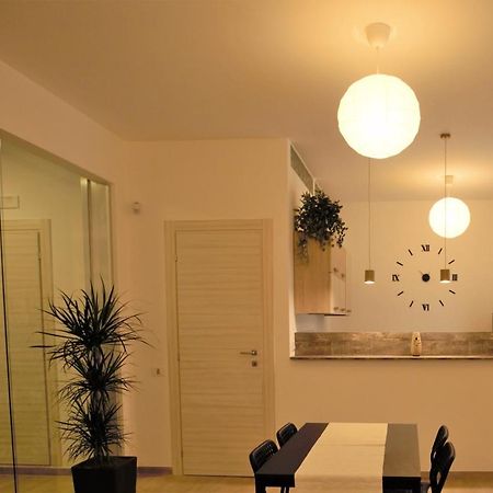 Phalanthos Taranto Bed & Breakfast Luaran gambar