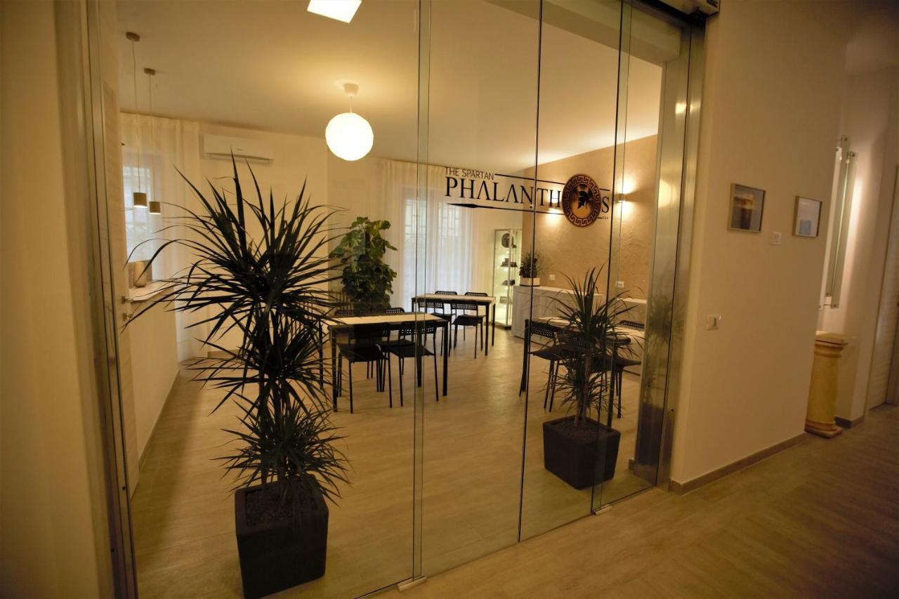 Phalanthos Taranto Bed & Breakfast Luaran gambar